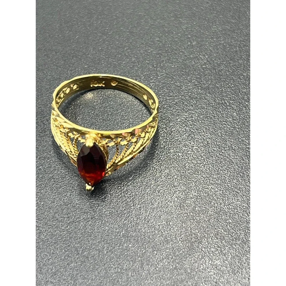 Designer 10K Yellow Gold Marquise Red Prong Garnet Ring Vintage Estate 7.25 1 Ct
